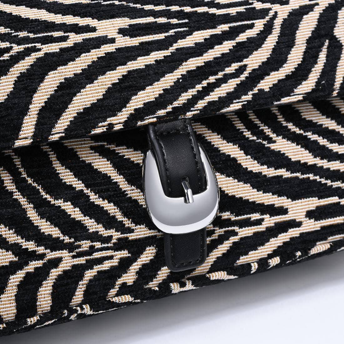 Gloria Shoulder Bag (Ships 8/21)