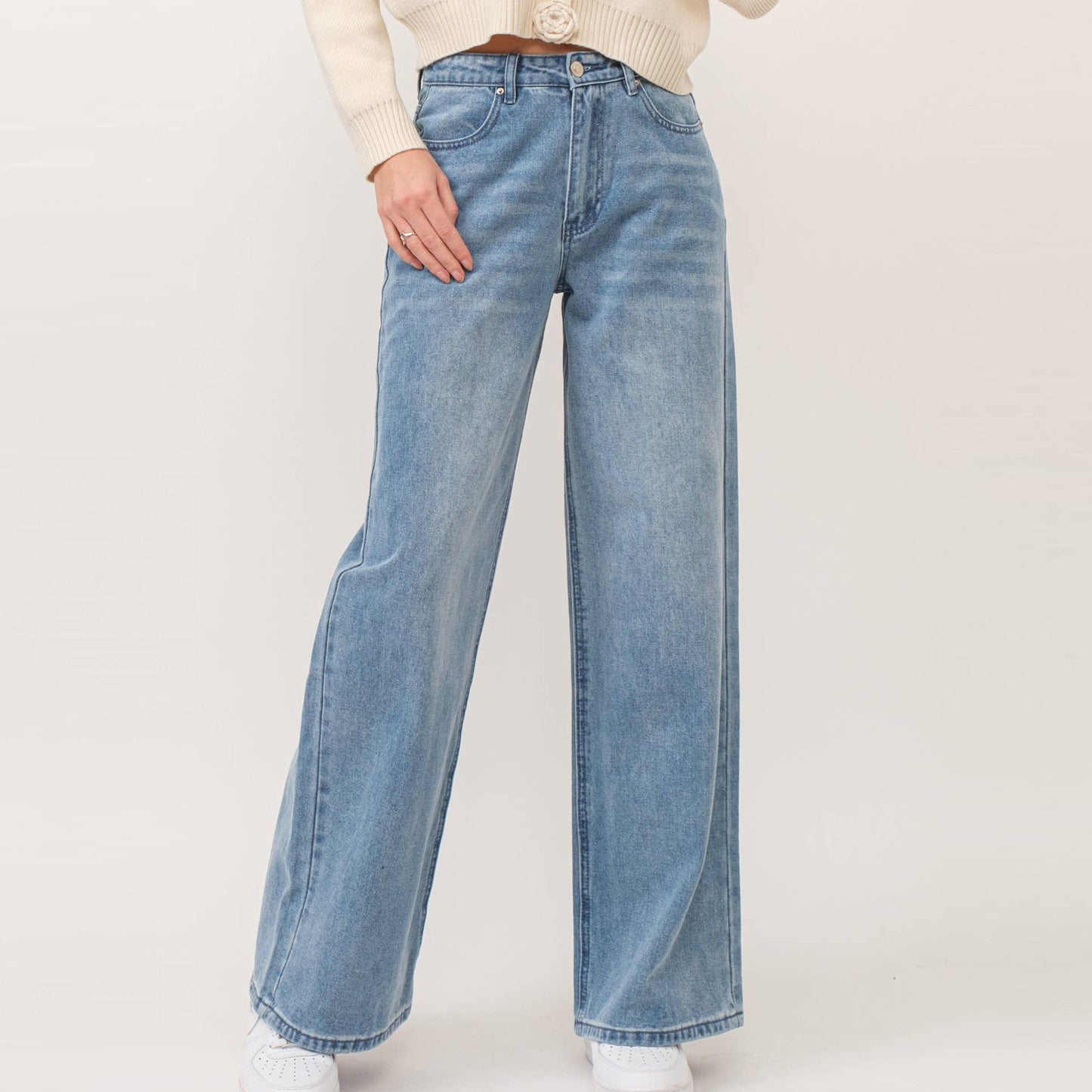 Taylor Wide-Leg Jeans