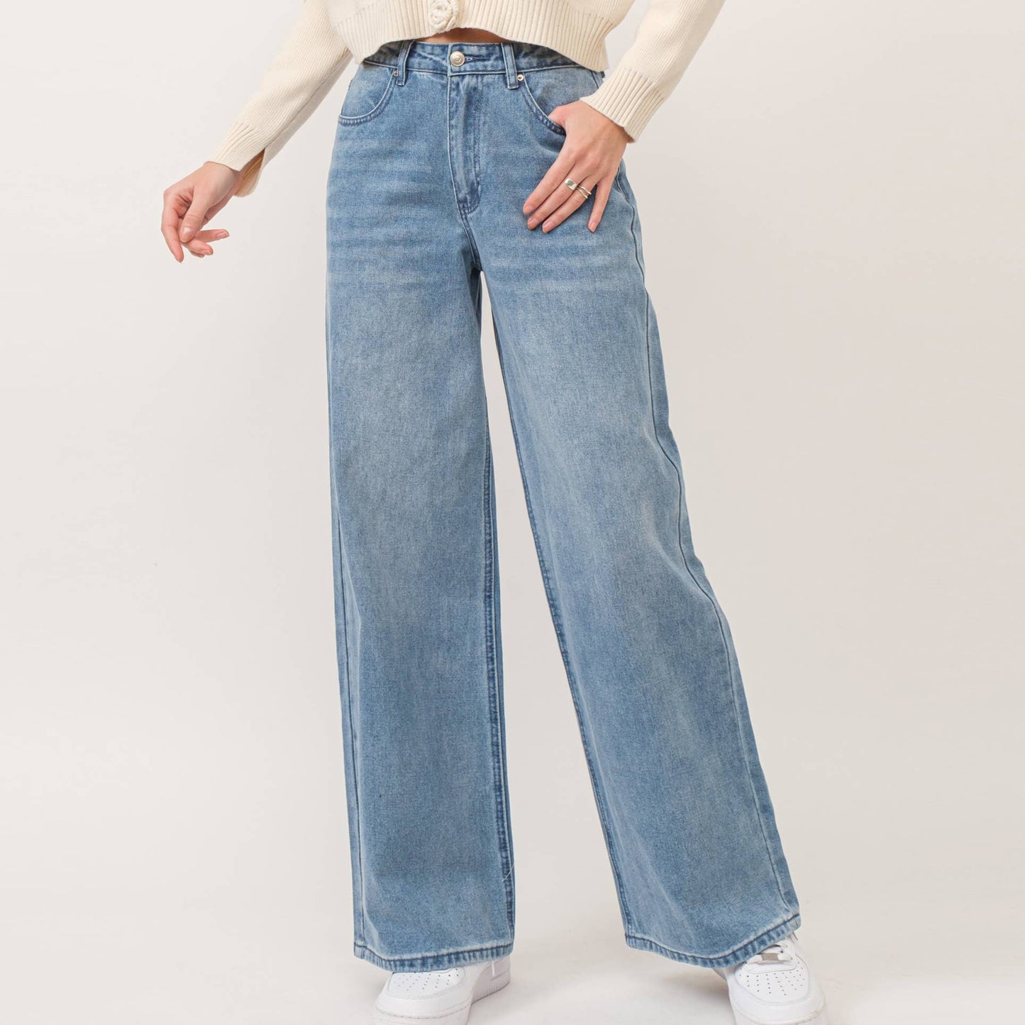 Taylor Wide-Leg Jeans