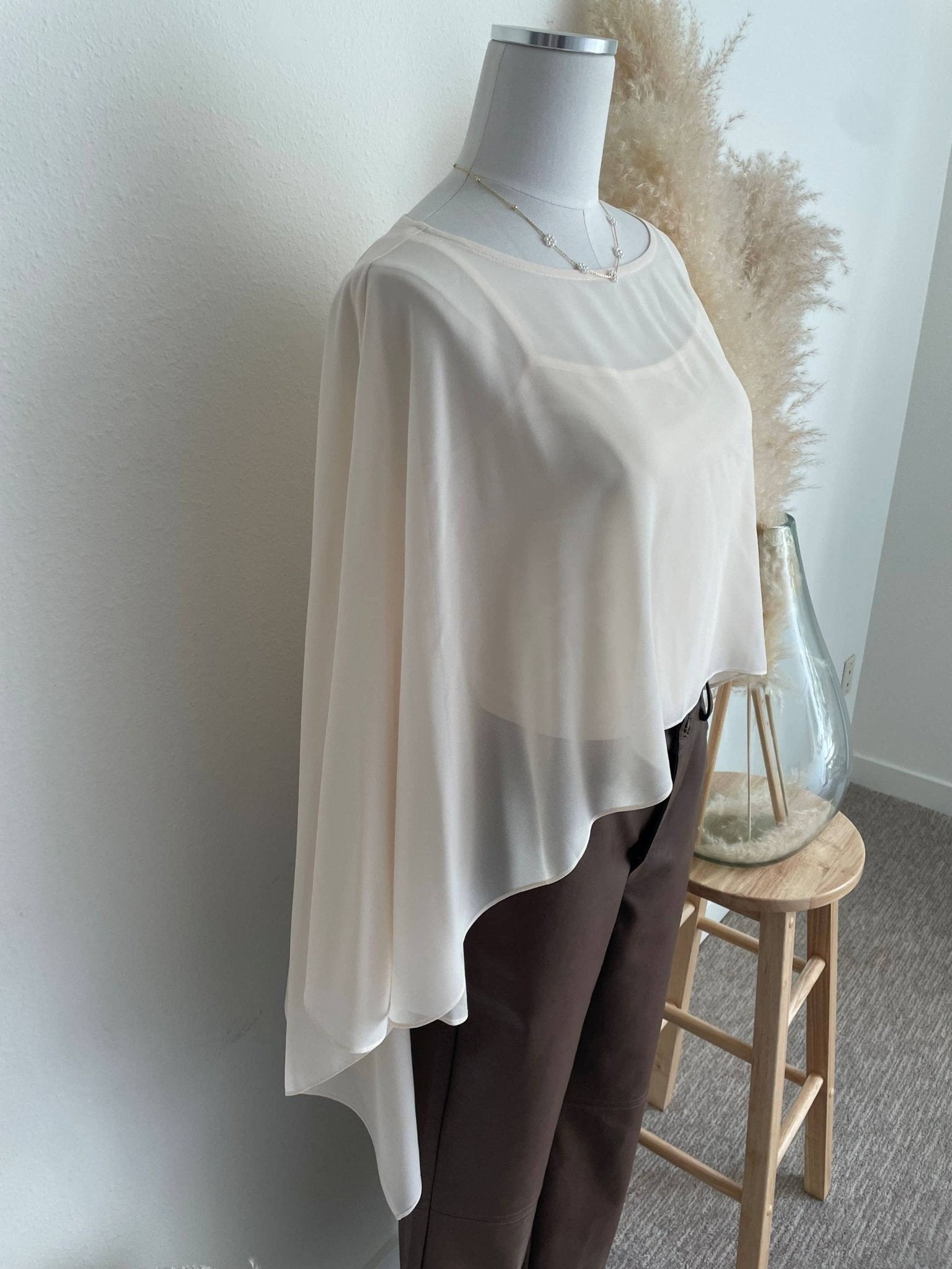 Whispering Breeze Top (Ships 8/6) - Soul Secret Threads